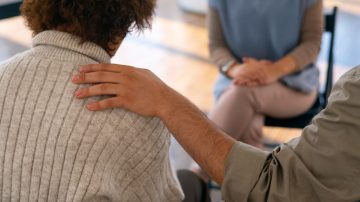 A importância da psicoterapia na busca pelo equilíbrio emocional - Michelle Novello